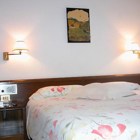 Hosteria Catalana Боссост Экстерьер фото