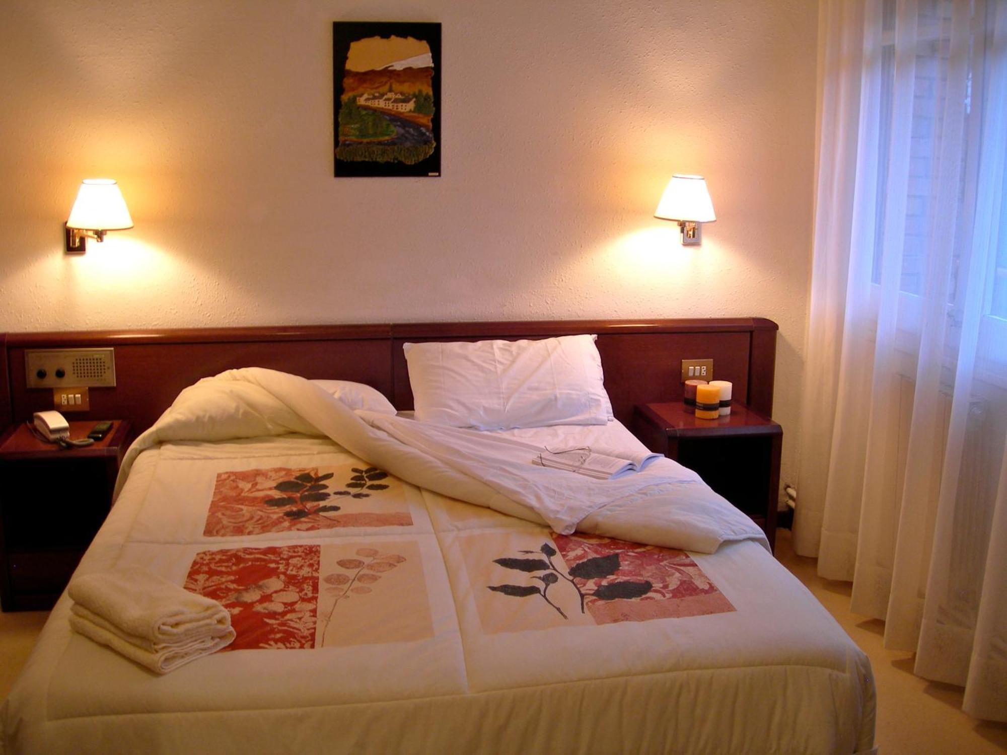 Hosteria Catalana Боссост Экстерьер фото